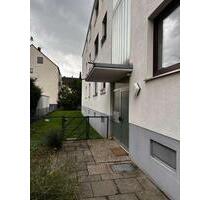 Schöne Wohnung im Hochparterre - 600,00&nbsp;EUR Kaltmiete, ca.&nbsp; 83,00&nbsp;m&sup2; in Hameln (PLZ: 31785)