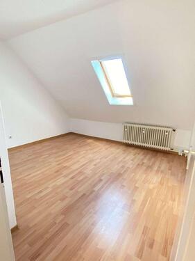 Foto - Neu renovierte 3 Zimmer Wohnung in ruhiger Lage