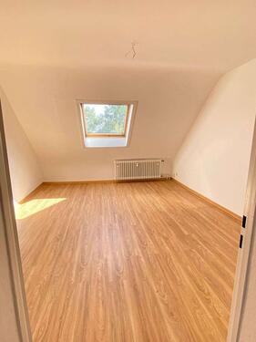 Foto - 3 Zimmer Dachgeschoßwohnung in Frankfurt am Main