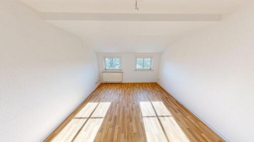 Foto - Kleine 2-Raum-Wohnung in begrünter Wohnanlage