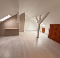 1 - Zimmer Dachgeschosswohnung - 400,00&nbsp;EUR Kaltmiete, ca.&nbsp; 52,00&nbsp;m&sup2; in Hagen (PLZ: 58135) Hagen-Mitte
