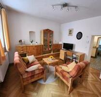 2-Zimmer Wohnung, möbl. in Wunsiedel Zentrum, Altbau, 550 EUwarm