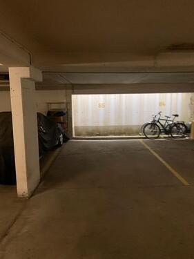 Foto - Tiefgaragenstellplatz - 80,00&nbsp;EUR Miete,