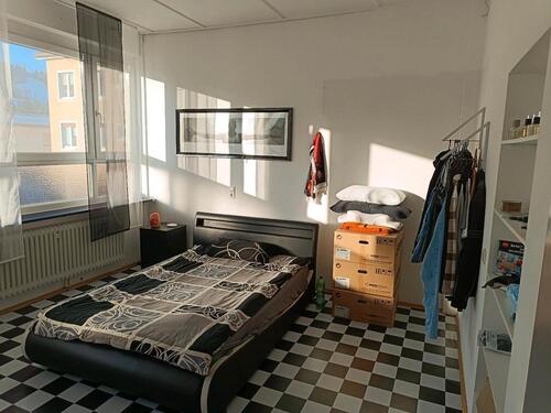 Foto - Zwei Zimmer Wohnung - 450,00&nbsp;EUR Kaltmiete, ca.&nbsp; 75,00&nbsp;m&sup2;