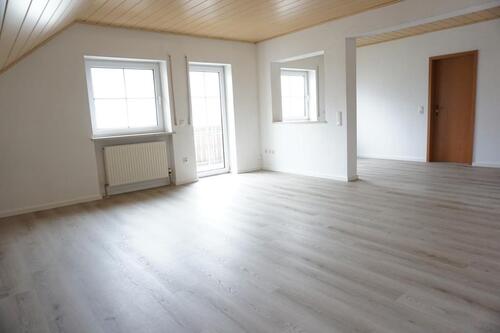 Foto - Wohnung in Poppenricht, 100qm, 4,5 Zimmer und Stellplatz