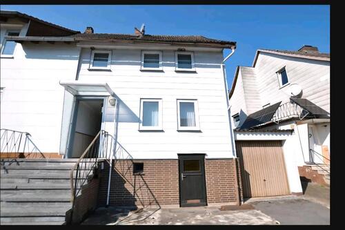 Foto - Möbliertes Haus mit Garten+Garage zu vermieten