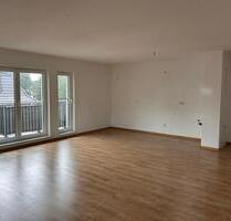 Ab sofort! Moderne 4-Zimmer-Penthousewohnung mit großem Balkon in Stahnsdorf. - Kleinmachnow