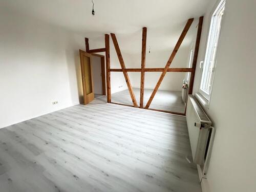 Foto - 3 Zimmer Wohnung mit Einbauküche und Stellplatz
