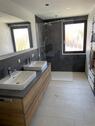 Foto - Erstbezug nach Renovierung - Großzügige Wohnung in 2-Familienhaus