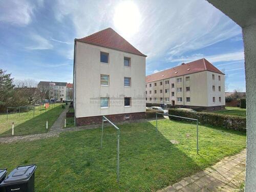 Foto - Frisch renovierte 3 Zimmer Wohnung in sanierter, ruhiger Wohnanlage
