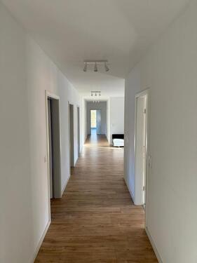 Foto - Großzügige 4-Zimmer-Wohnung auf dem Land