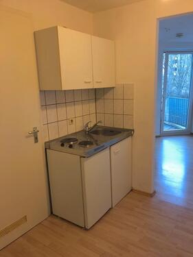 Foto - Einzimmer-Wohnung mit Balkon und Aufzug in ruhiger Ortsrandlage