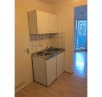 Einzimmer-Wohnung mit Balkon und Aufzug in ruhiger Ortsrandlage - Bietigheim-Bissingen