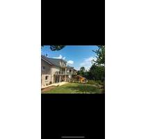 Moderne 3 Zimmer-Gartenwohnung mit 95 qm Wohnfläche in Pulheim