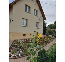 freistehendes Haus mit Grundstück in ruhiger Lage - Glauchau
