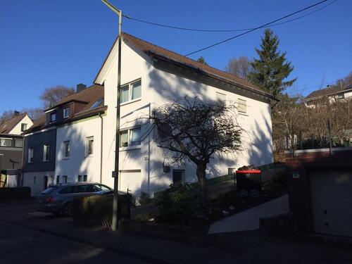 Foto - Hauskombination aus DHH und angebautem Haus in ruhiger Lage