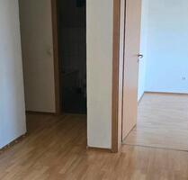 Mietwohnung 75mp2. 3 Zimmer. - 900,00 EUR Kaltmiete, in Duisburg (PLZ: 47137) Mittelmeiderich