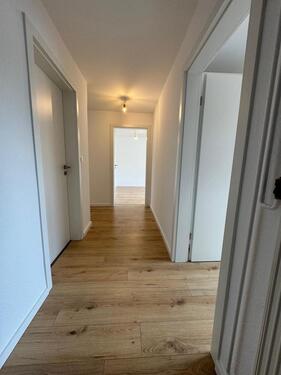 Foto - Moderne Einliegerwohnung, 74 m², 3 ZKB, Stellplatz – barrierefrei