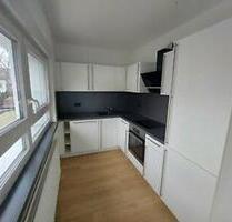 2-Zimmer Wohnung mit Einbauküche, Balkon und Carport - Stellplatz - Bayreuth City