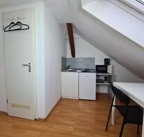 Amt möglich !!! 1-Zimmer-Wohnung + Bad + Küchenzeile + Garten - Haigerloch