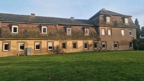 Foto - Reihenhaus - 45.000,00&nbsp;EUR Kaufpreis, ca.&nbsp; 120,00&nbsp;m&sup2;