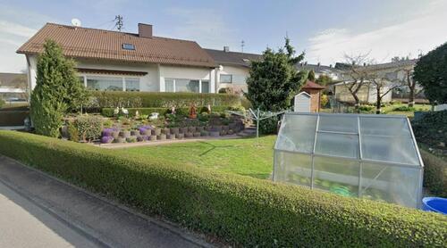 Foto - Einfamilienhaus mit 7 Zimmern und Garage in Lonsee