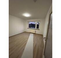 Neu renovierte 2 Zimmer Wohnung in Ellerbek - Kiel