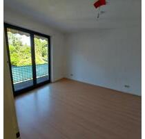 Wohnung zu vermieten - 900,00&nbsp;EUR Kaltmiete, ca.&nbsp; 75,00&nbsp;m&sup2; in Sankt Ingbert (PLZ: 66386)