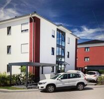 Erstbez. renov. exklusive 2-Zimmer Whg 63qm WohnNutzfl Einbaukü. Balkon Stellpl. BS Lamme teilmöbl. - Braunschweig Lehndorf-Watenbüttel