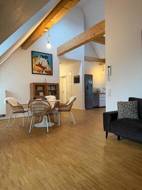 Foto - Für max. 2 Personen - Top modernisierte offene Dachgeschosswohnun!