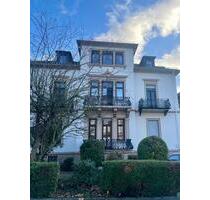 Schicke Wohnung in Altbauvilla - 890,00&nbsp;EUR Kaltmiete, ca.&nbsp; 50,00&nbsp;m&sup2; in Bad Nauheim (PLZ: 61231)