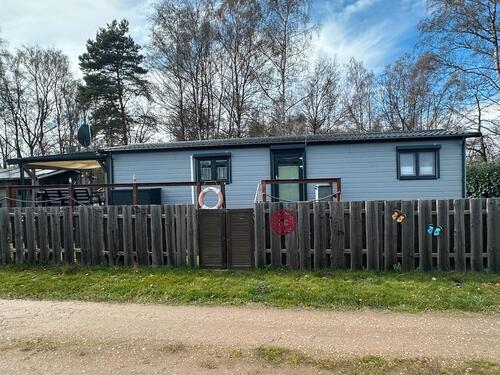 Foto - Modernes Mobilheim (Bj. 2020) + große Terrasse + Gartenhaus