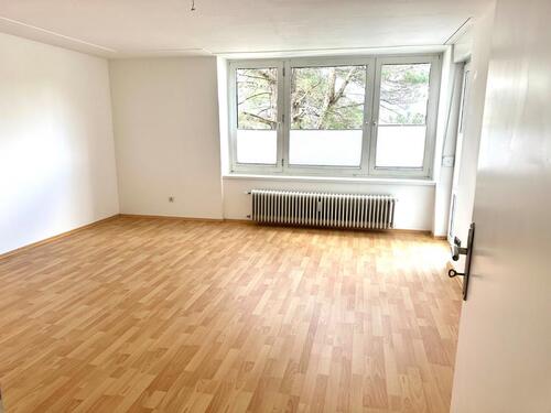 Foto - Gut geschnittene Drei-Zimmer-Wohnung am Forstenrieder Park