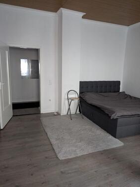 Foto - Großzügiger 1 Zimmer Wohnung zum vermieten