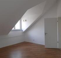 moderne 2 Zimmer Dachgeschosswohnung in Gilching