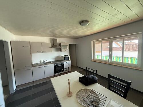 Foto - Wohnung mit 2,5 Zimmer, Wohnküche, Bad, mit Balkon zu mieten