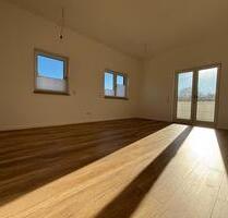 - MODERN & NEUWERTIG - IHRE 3-ZIMMER-WOHNUNG IN TIEFENBACH