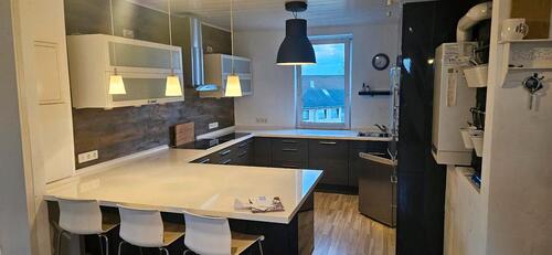 Foto - Helle 4 Zimmer Wohnung mit 110m2 mit Einbauküche