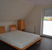 2 Zimmer Küche, Bad , HWS ,Keller 66qm Obergeschoss - Geeste