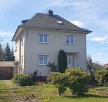 Einfamilienhaus mit Wintergarten und Doppelgarage - Glauchau