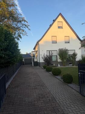Foto - EinZweifamilienhaus von Privat - 630.000,00&nbsp;EUR Kaufpreis, ca.&nbsp; 100,00&nbsp;m&sup2;&nbsp;Wohnfl&auml;che