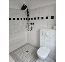 Kautionsfrei! Traumhafte 2 -Raumwohnung im Hochparterre + Dusche - Werdau