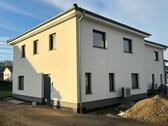 Foto - Moderne Doppelhaushälfte im Neubaugebiet - KfW-förderungsfähig