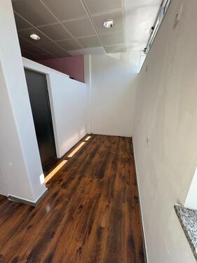 Foto - Behandlungsraum im Friseursalon zu vermieten – 600 € warm