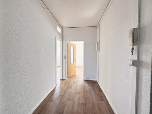 Foto - Neu renoviert 3-Raum-Wohnung mit ca. 60 m² in Bitterfeld