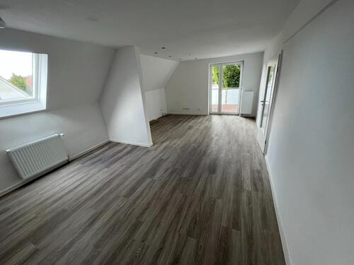 Foto - Wohnung - 2 Zimmer plus Studio - 700,00 EUR Kaltmiete,