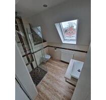 Mietwohnung 85m² mit Balkon - 785,00&nbsp;EUR Kaltmiete, ca.&nbsp; 85,00&nbsp;m&sup2; in Schafstedt (PLZ: 25725)