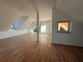 Foto - 4 Zimmer Dachgeschoßwohnung zur Miete in Leipzig