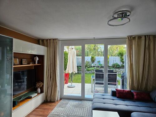 Foto - Doppelhaushälfte zentrumsnah mit Garten, Garage & Stellplatz