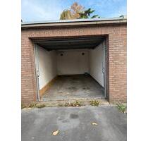 Garage mit 2 Stellplätzen davor in Willich zu vermieten - Krefeld Benrad